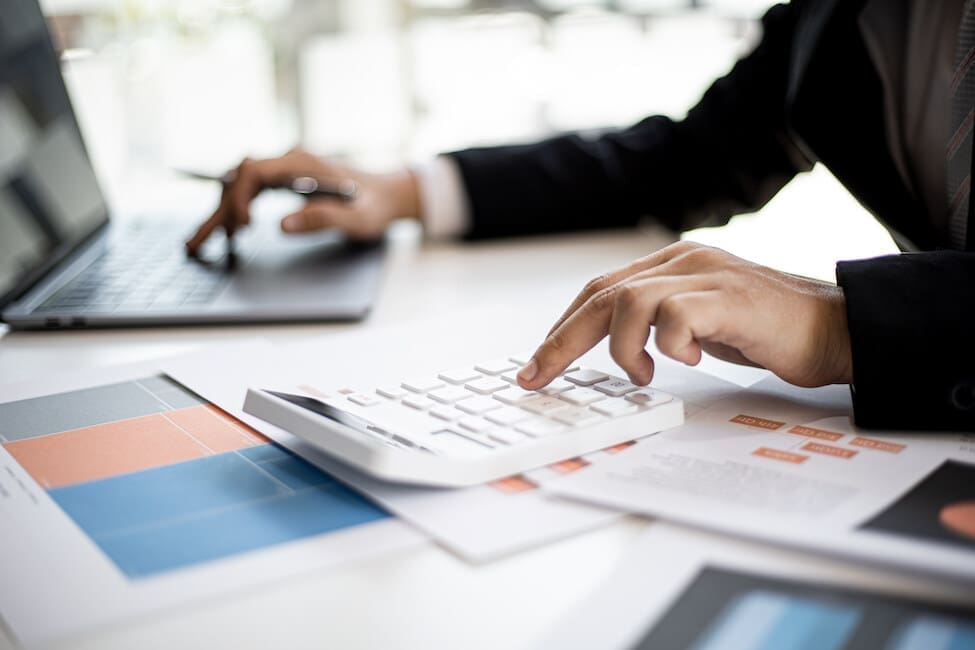 How to Calculate Tax Liability for Businesses: A Guide for SMBs