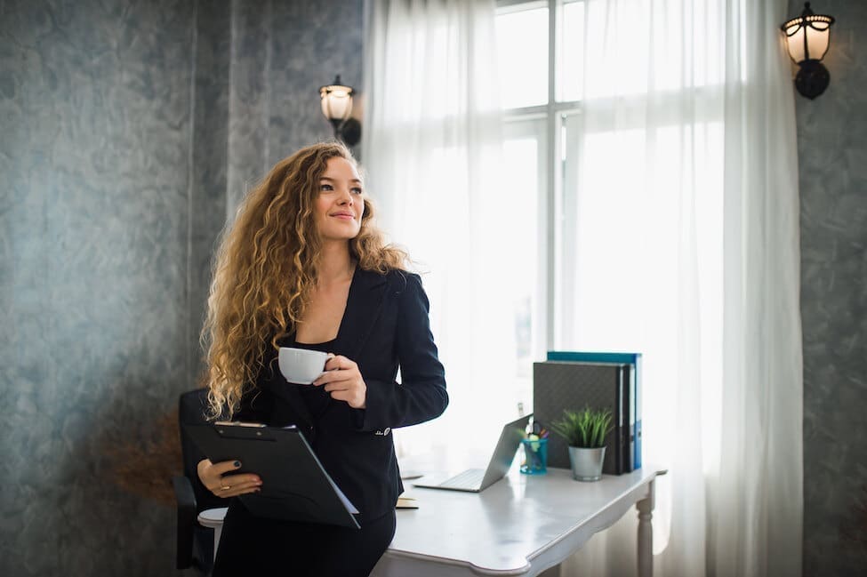 Part-Time vs Full-Time CFOs: Exploring Their Key Skills, Benefits and Roles